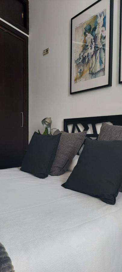 Apartamentos Los Descalzos Free Parking روندا المظهر الخارجي الصورة